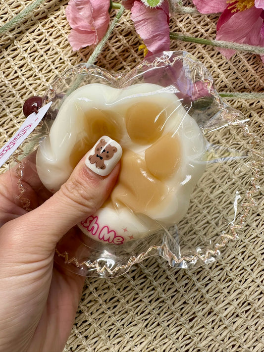 Latte Paw
